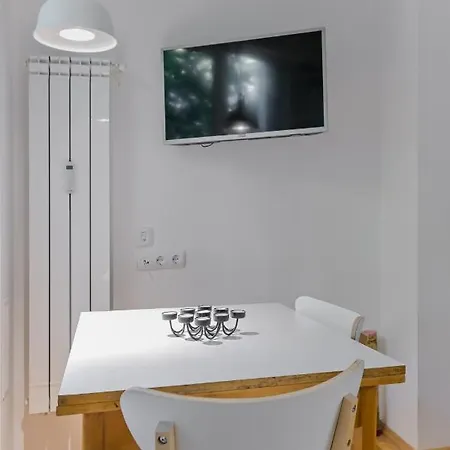 Bright 1bd - Steps From Vitosha Blvd By Flat Mаnager * Sofia